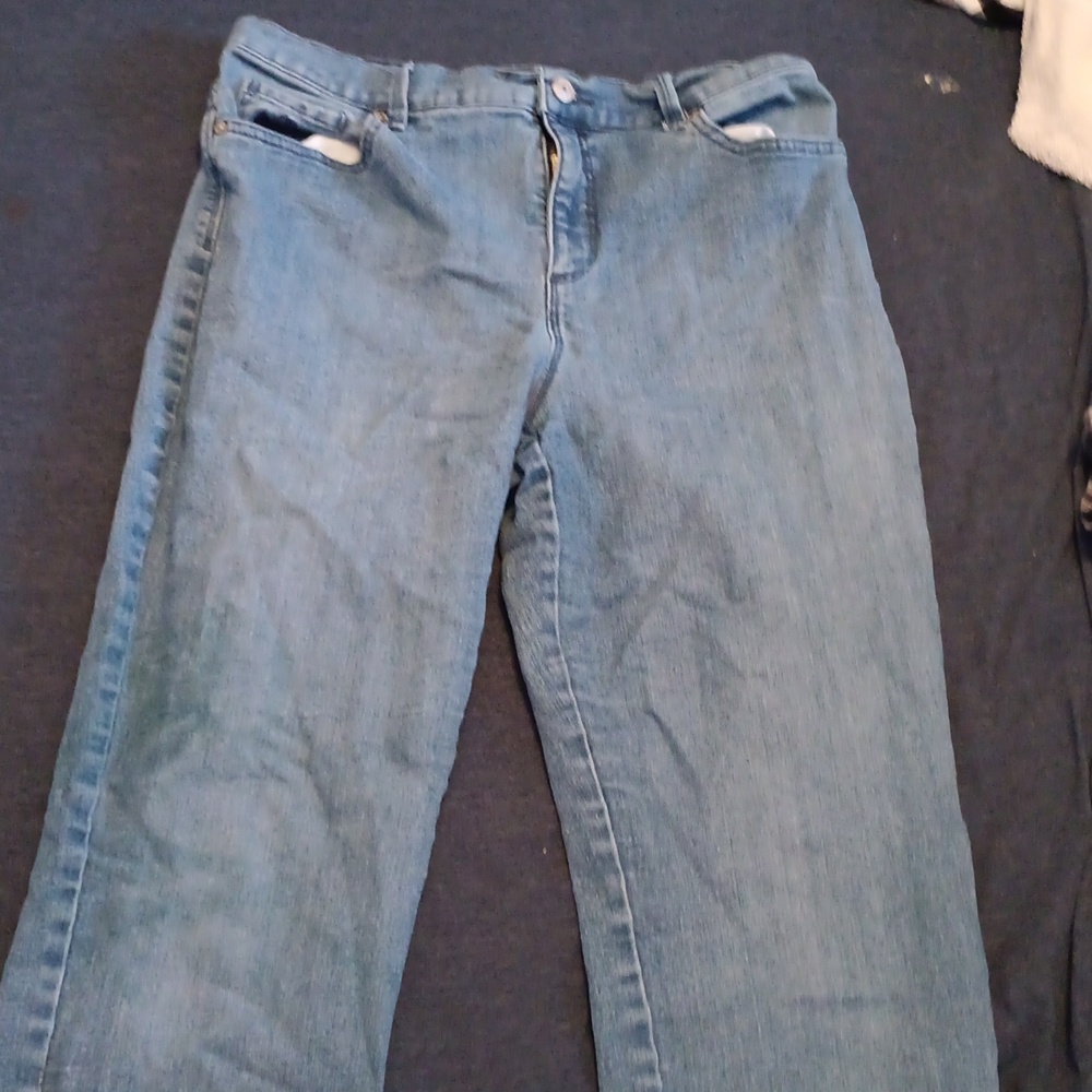 Gloria Vanderbilt Girlfriend Jean's Size:12 Petite